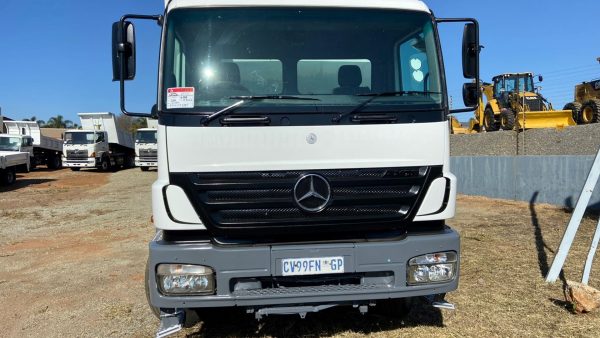 Used 2010 Mercedes Benz - Axor 1823