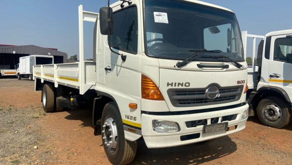 Used 2015 Hino 500 Truck 1626 Dropside