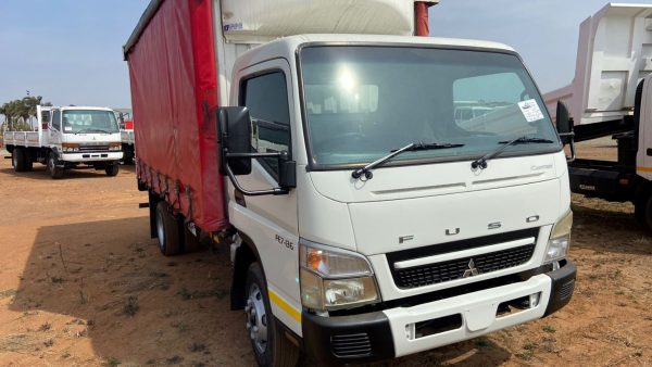 Used 2019 Fuso FE 7 136 Tautliner body