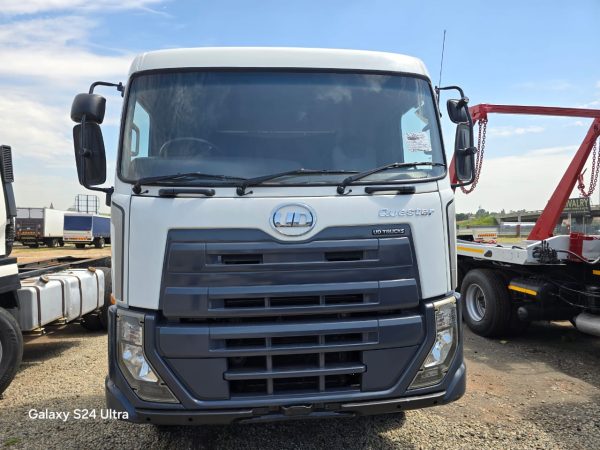 Used 2020 Nissan Quester GWE 440 10 Cube Tipper Truck - Image 2