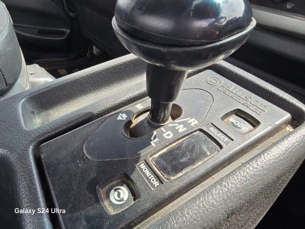 Used 2019 Hino 500 1627 Dropside Truck - Image 9