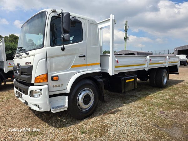 Used 2019 Hino 500 1627 Dropside Truck - Image 2