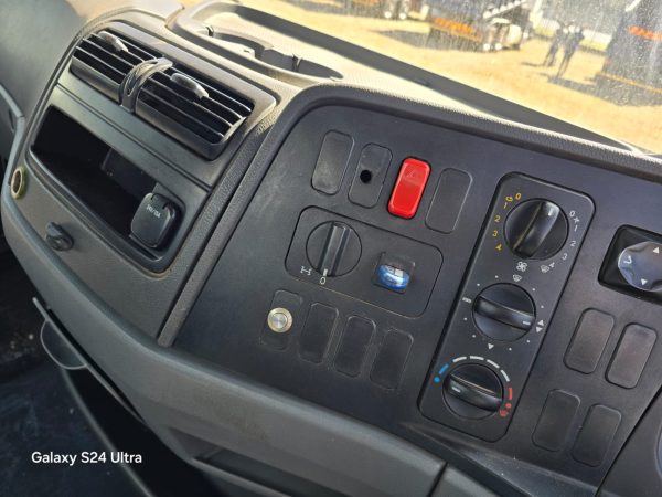 Used 2009 Mercedes Benz Atego 8 Ton Dropside Truck - Image 10