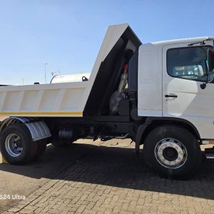 Used 2012 Hino 500 6Cube Tipper Truck