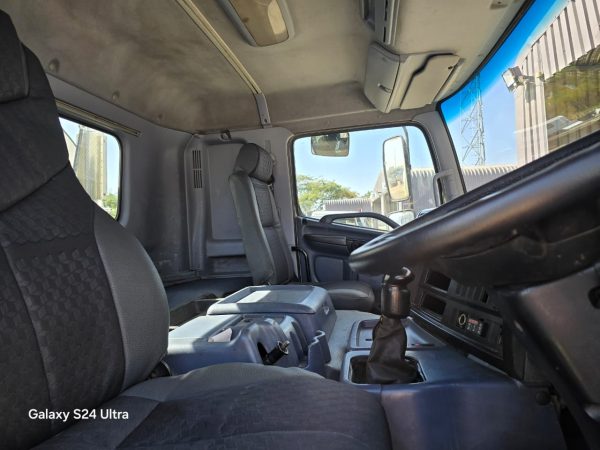 Used 2008 Hino 700 18000L Water Tanker Truck - Image 10