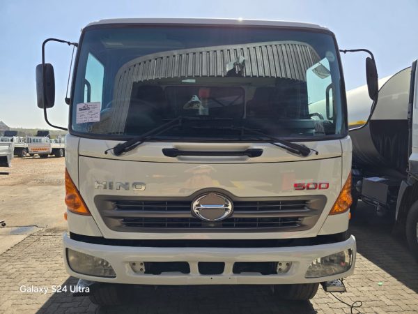 Used 2012 Hino 500 6Cube Tipper Truck - Image 2