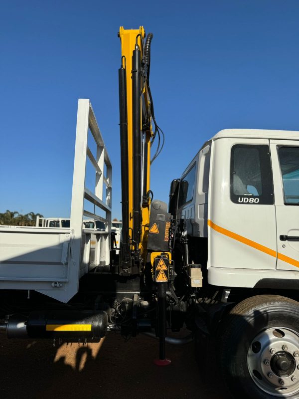 UD80 DROP+HYVA HB107 CRANE - Image 7