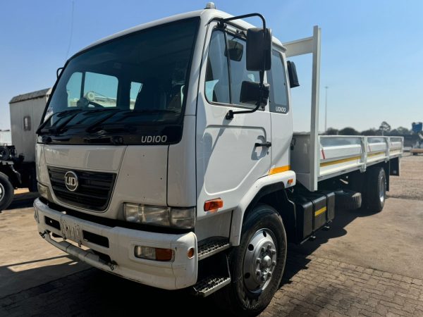 UD 100 DROPSIDE TRUCK - Image 2