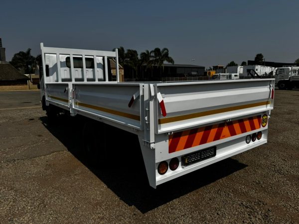 NPR 400 4 TON DROPSIDE TRUCK - Image 8