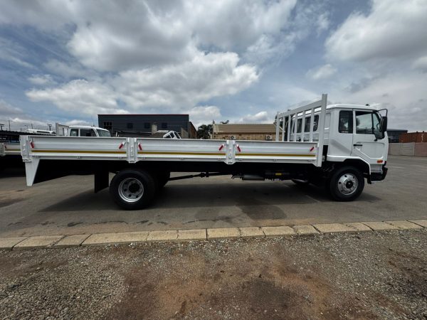 NISSAN UD 90 DROPSIDE - Image 10