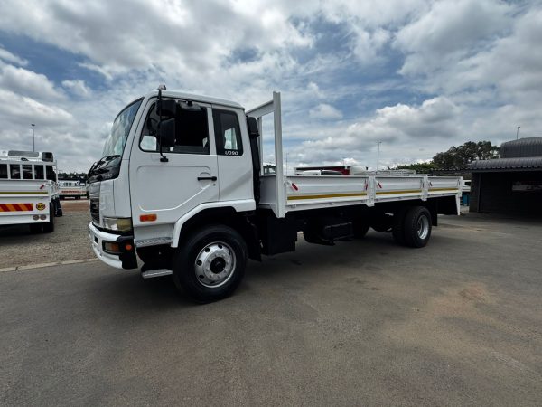 NISSAN UD 90 DROPSIDE - Image 12
