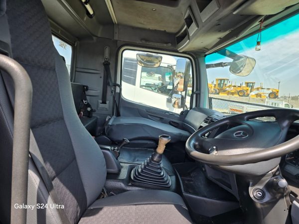 MERC BENZ AXOR 2528 TAG AXLE - Image 3