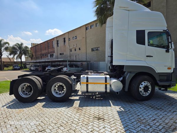 UD QUESTER HORSE 440 6X4 T/T - Image 11