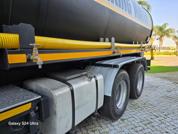 UD 26-450 WATER BOWSER 18000L - Image 5