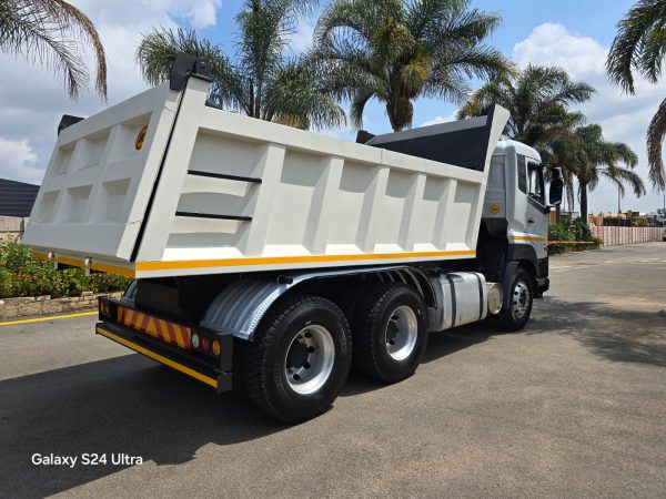 QUESTER GWE 440 10 CUBE TIPPER - Image 28