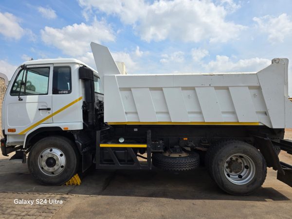 NISSAN 6 CUBE TIPPER - Image 4