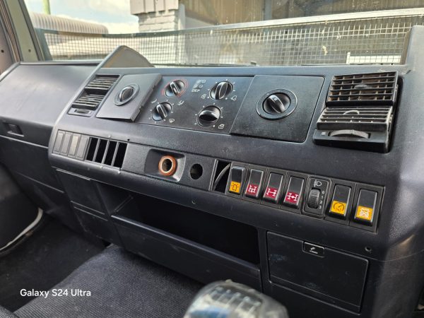 MAN CLA DROPSIDE TRUCK - Image 4