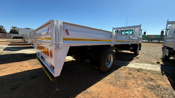 NISSAN UD 90 DROPSIDE - Image 6