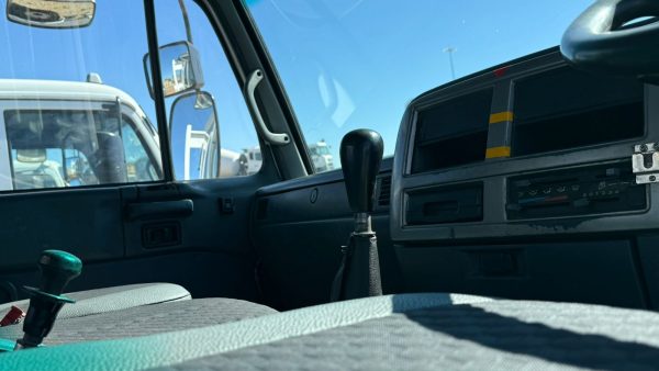 NISSAN UD 90 DROPSIDE - Image 13