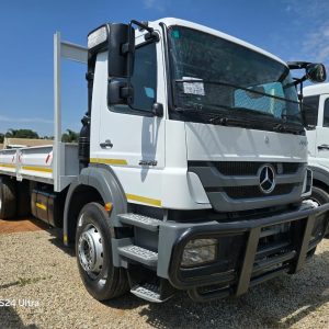 MERC BENZ AXOR 2528 TAG AXLE