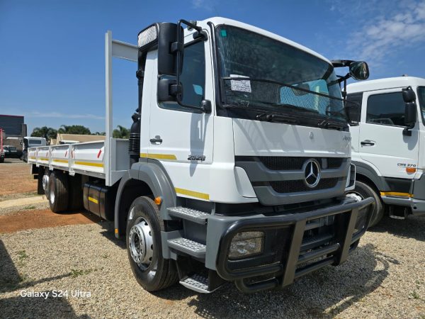 MERC BENZ AXOR 2528 TAG AXLE