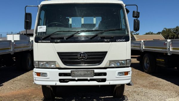 NISSAN UD 100 DROPSIDE - Image 13