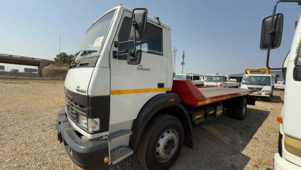 2021 TATA 1518 ROLLBACK - Image 2