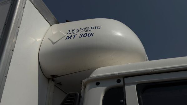 2021 NISSAN UD KUZER PKE150 REEFER TAILLIFE TRUCK - Image 12