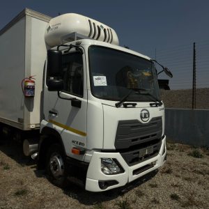 2017 NISSAN UD CRONER ER TRUCK