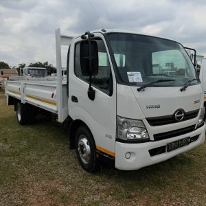 2019 HINO 300 DROPSIDE TRUCK