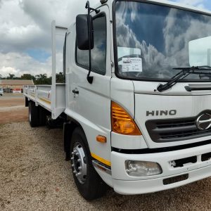 2014 HINO 500 DROPSIDE TRUCK