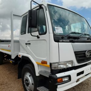 2015 NISSAN UD 100 DROPSIDE TRUCK