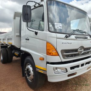 2006 HINO 500 6CUBE TIPPER TRUCK